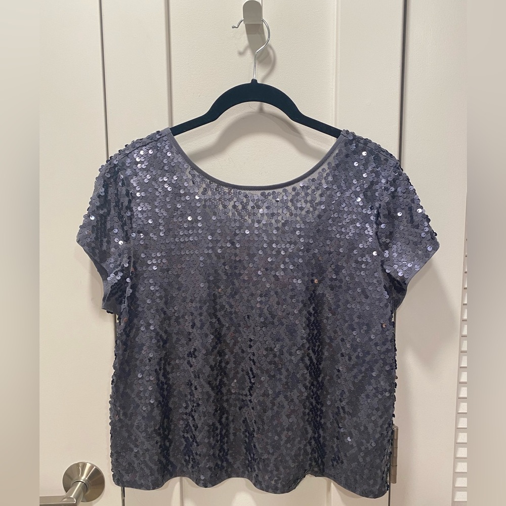 Sequin crew neck short sleeve tee